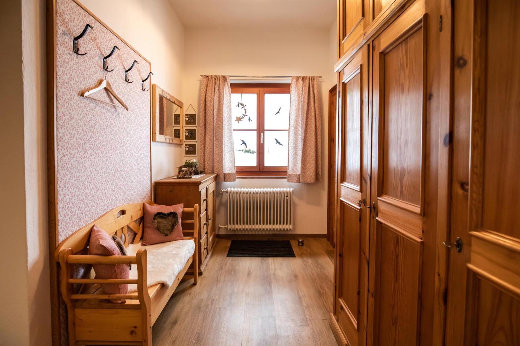 Haus Weidmannsheil - Wohnen Im Romantischen Forsthaus Werfen Ngoại thất bức ảnh